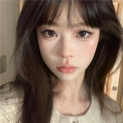 泥砖与镜子海报