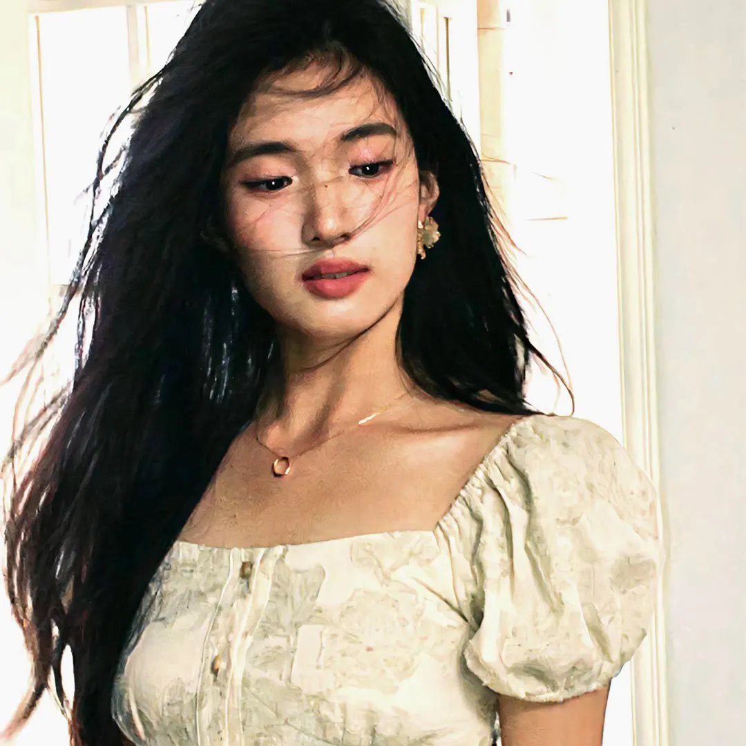 刀尖上行走海报